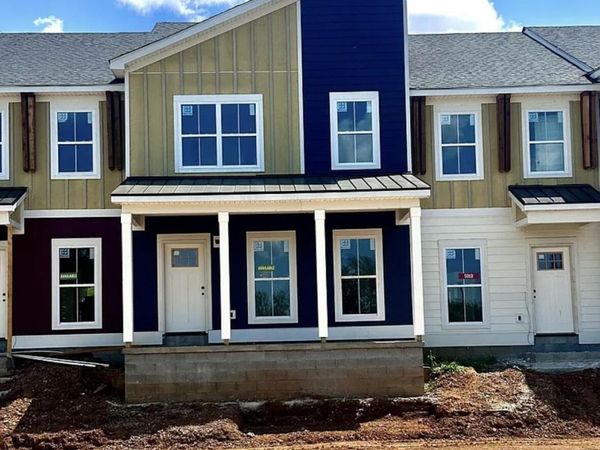 1598 S Watkins Street , Chattanooga, TN 37404