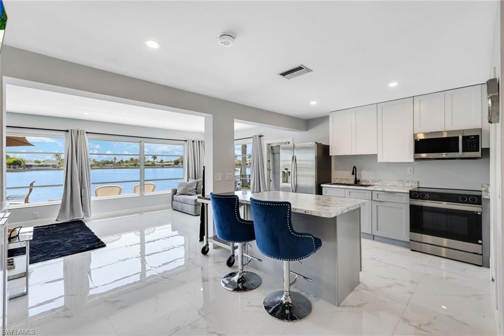 4530 Vinsetta Ave, North Fort Myers, FL 33903 Photo