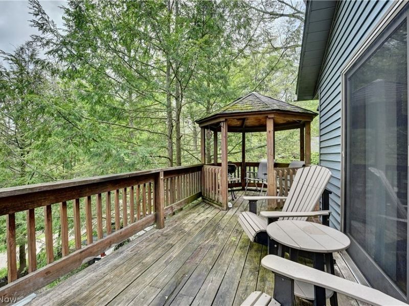 33722 Goodrich Drive, Piedmont, OH 43983 Photo 4