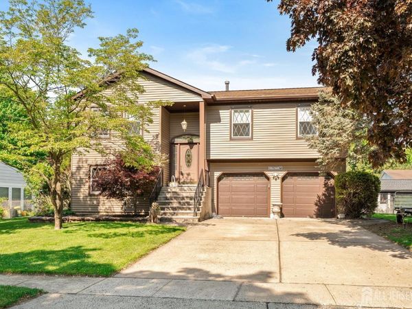 8 Heritage Way, Trenton, NJ 08648