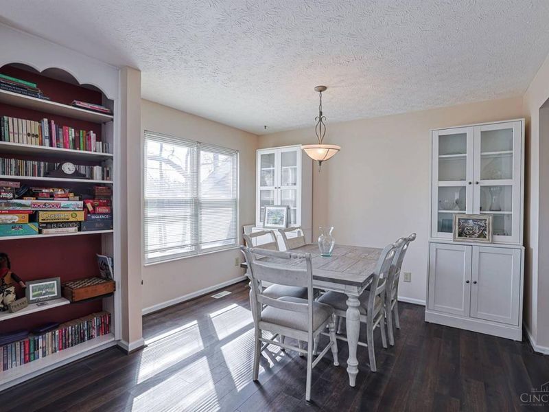6764 Sandharbor Court, Maineville, OH 45039 Photo 8