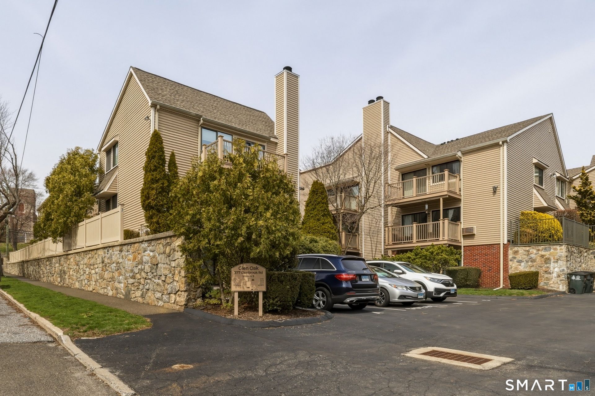 377 Glenbrook, Unit APT 5, Stamford, CT 06906 Main Photo