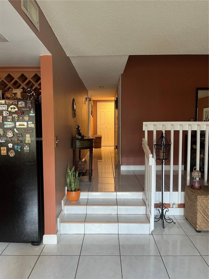 4720 SW 62nd Way , Unit 101, Davie, FL 33314 Photo