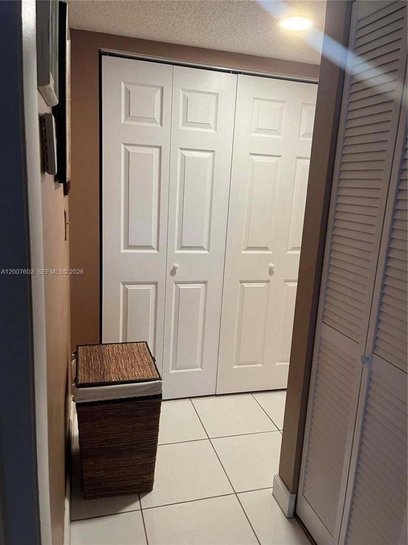 4720 SW 62nd Way , Unit 101, Davie, FL 33314 Photo
