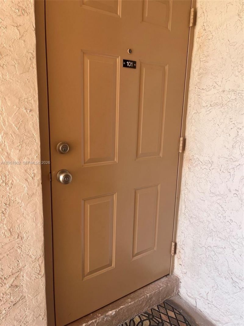 4720 SW 62nd Way , Unit 101, Davie, FL 33314 Photo