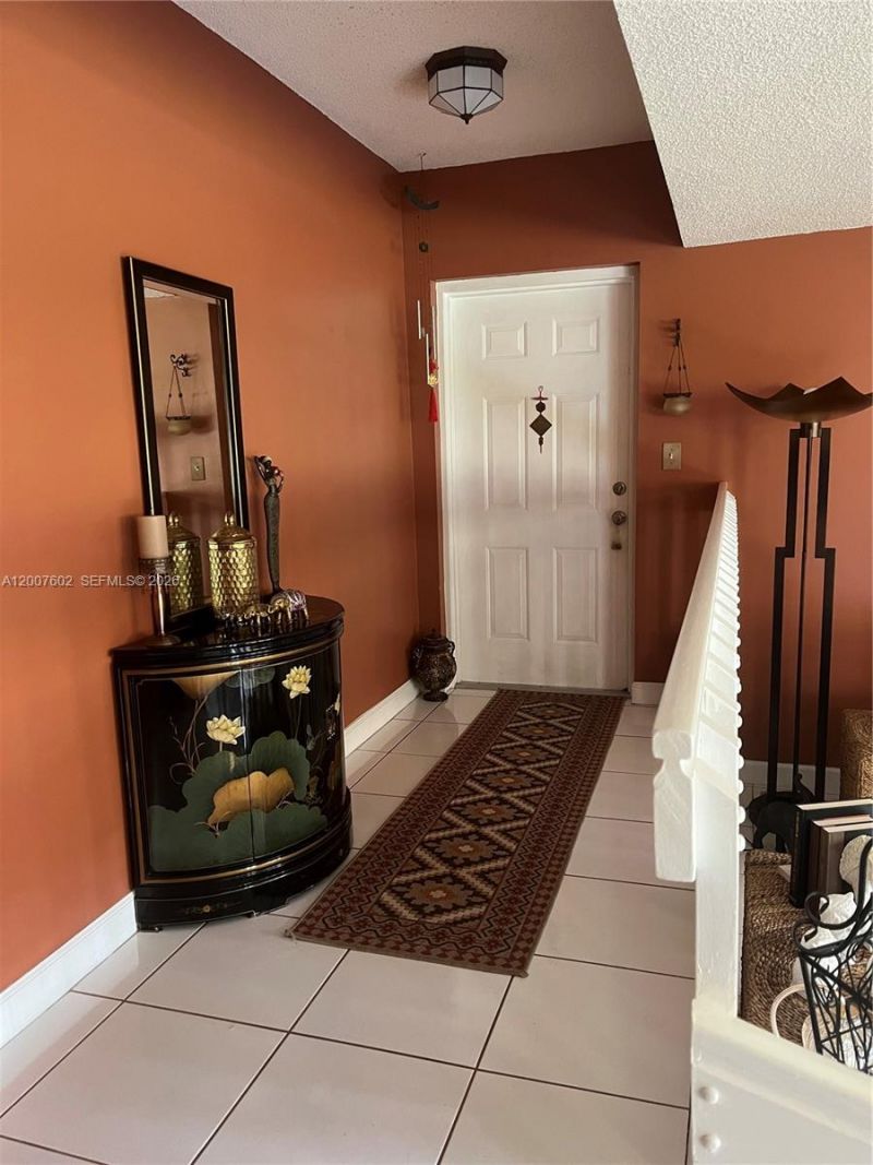 4720 SW 62nd Way , Unit 101, Davie, FL 33314 Photo