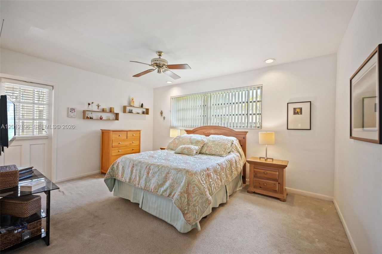 15705 SW 77th Ave, Palmetto Bay, FL 33157 Photo