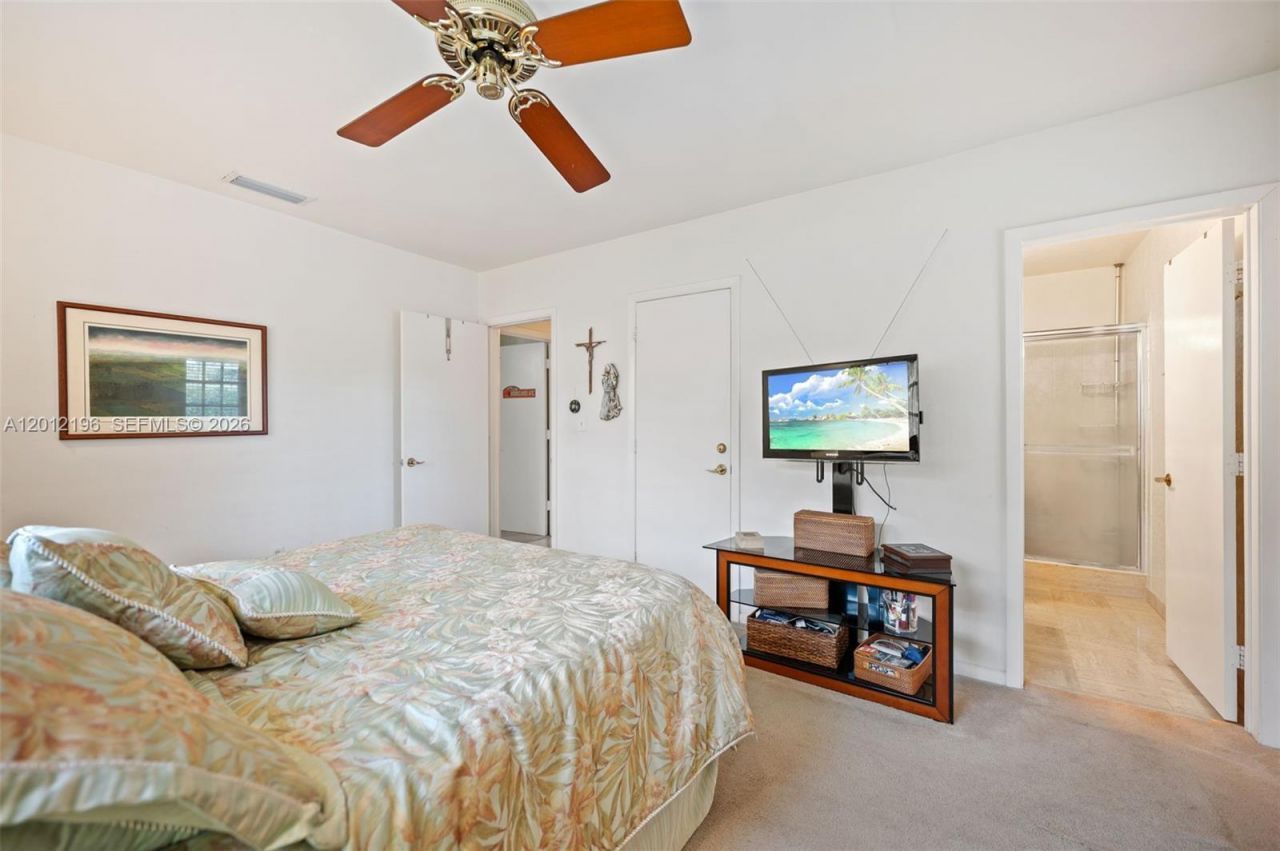 15705 SW 77th Ave, Palmetto Bay, FL 33157 Photo