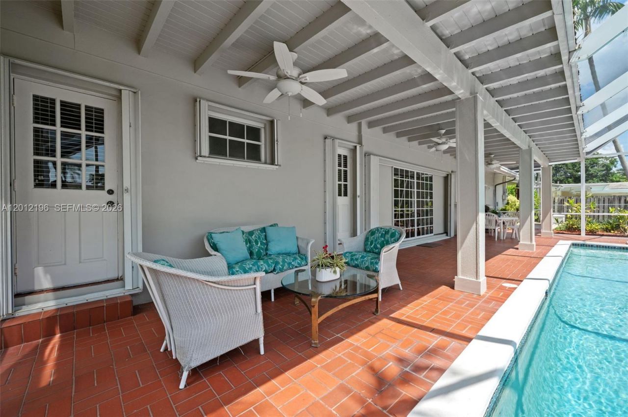 15705 SW 77th Ave, Palmetto Bay, FL 33157 Photo