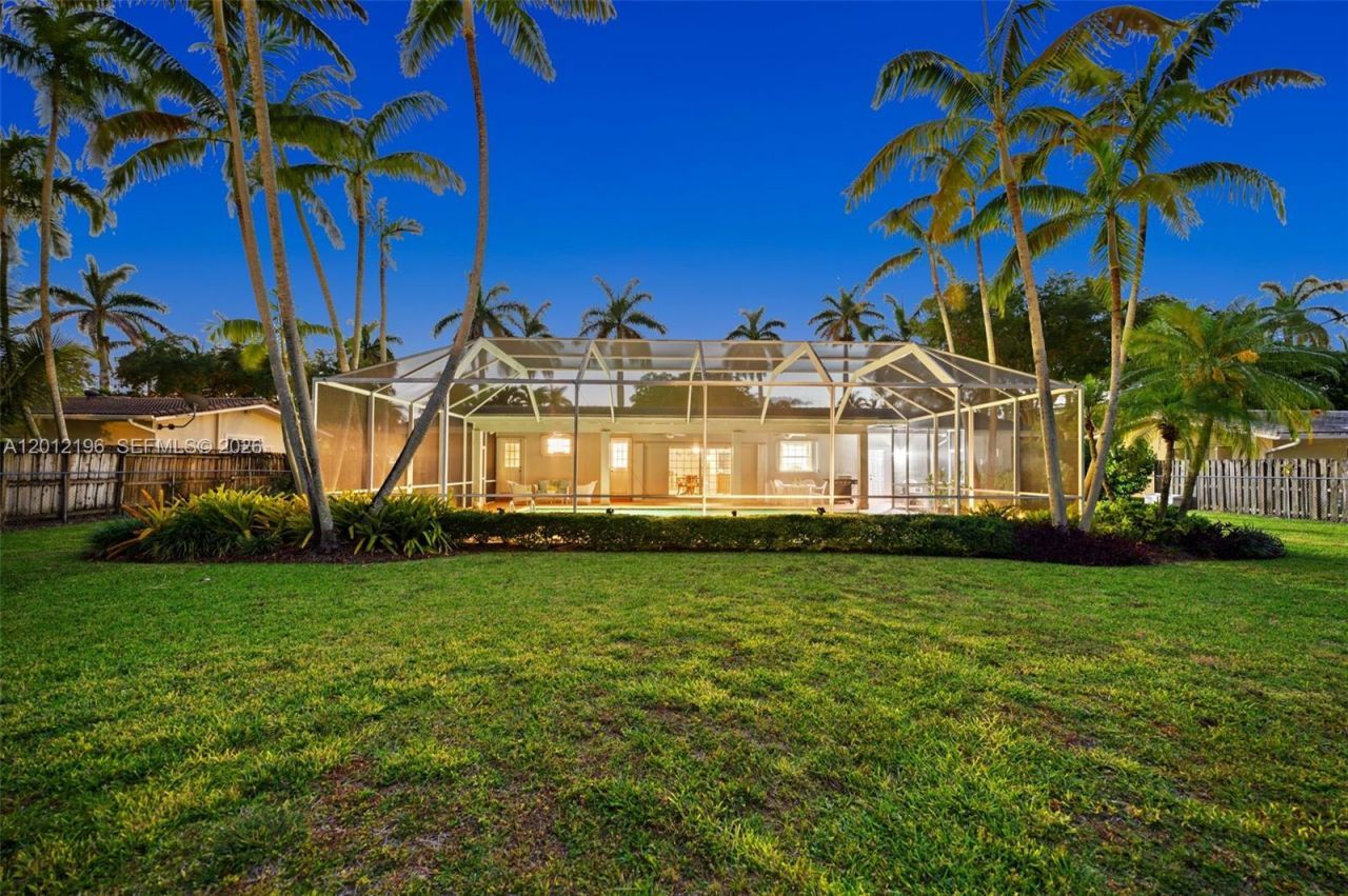 15705 SW 77th Ave, Palmetto Bay, FL 33157 Photo