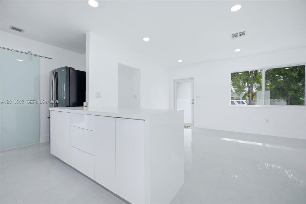 321 N 69th Ave , Hollywood, FL 33024 Photo