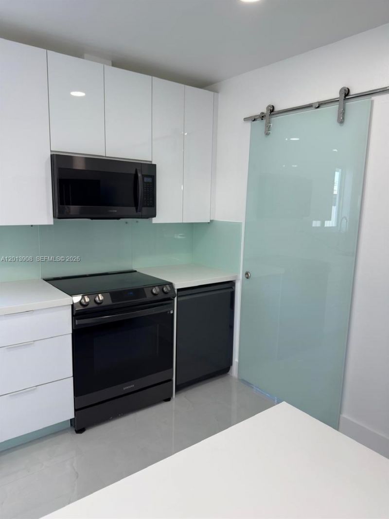 321 N 69th Ave , Hollywood, FL 33024 Photo
