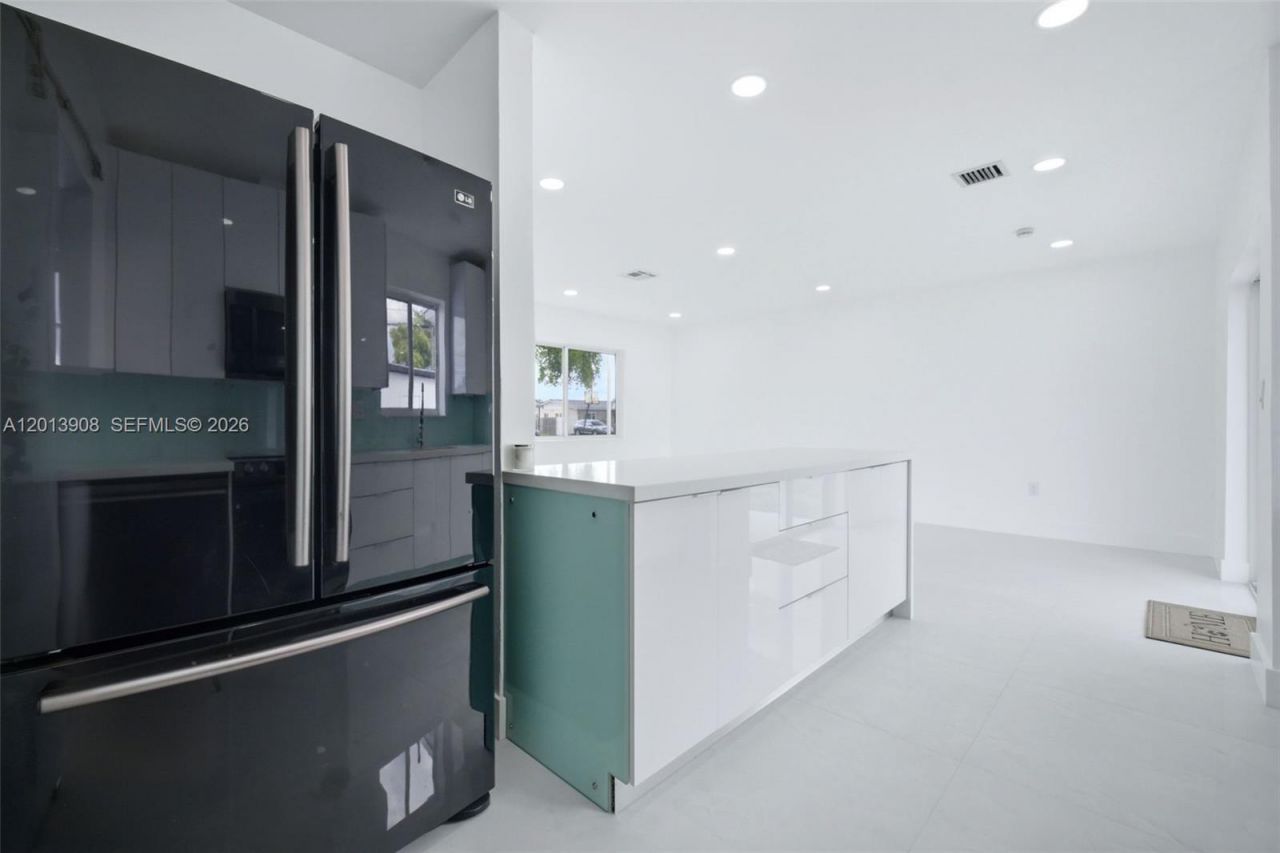 321 N 69th Ave , Hollywood, FL 33024 Photo