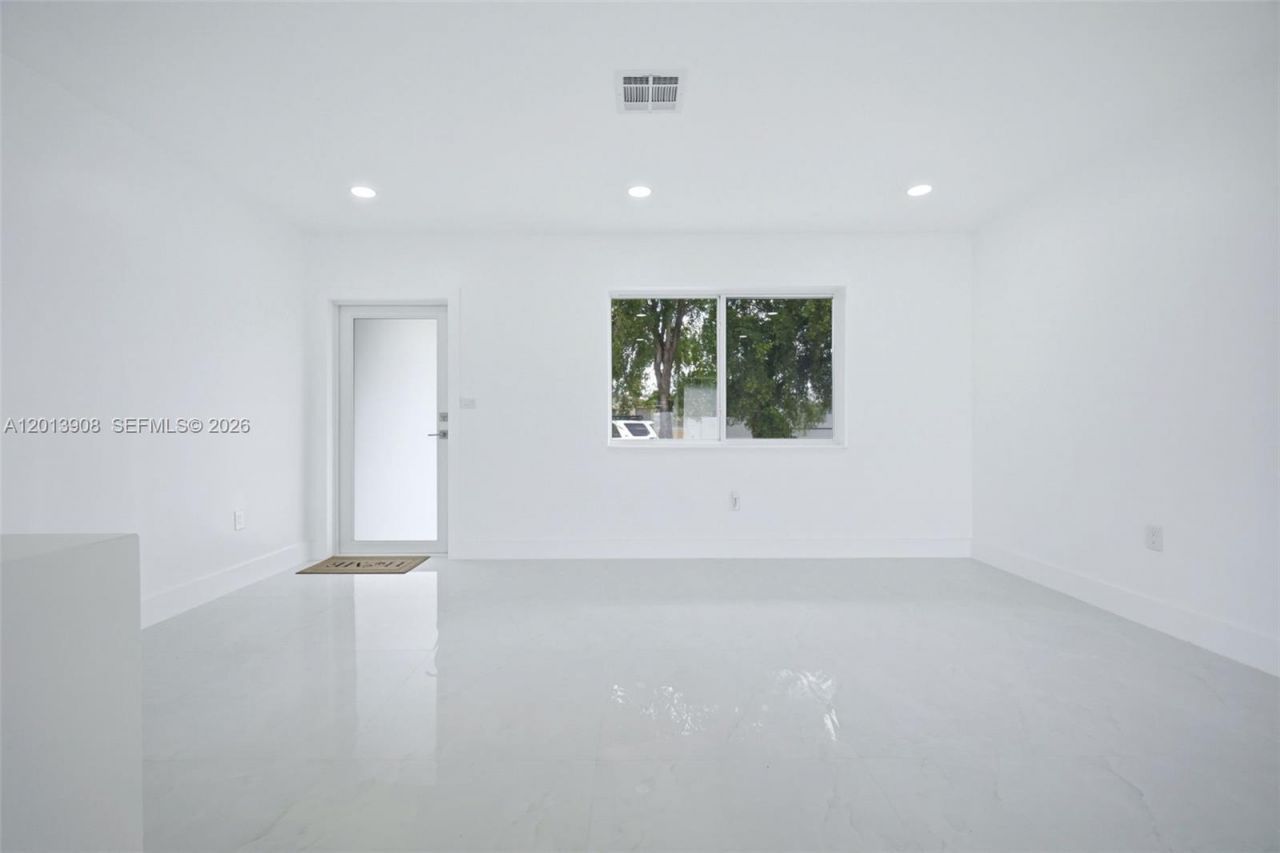 321 N 69th Ave , Hollywood, FL 33024 Photo
