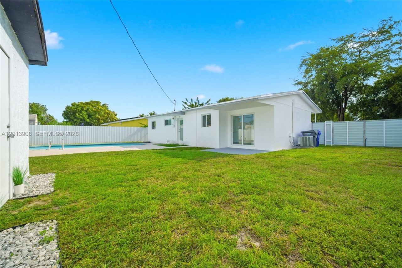 321 N 69th Ave , Hollywood, FL 33024 Photo
