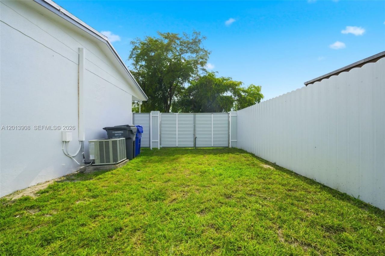 321 N 69th Ave , Hollywood, FL 33024 Photo