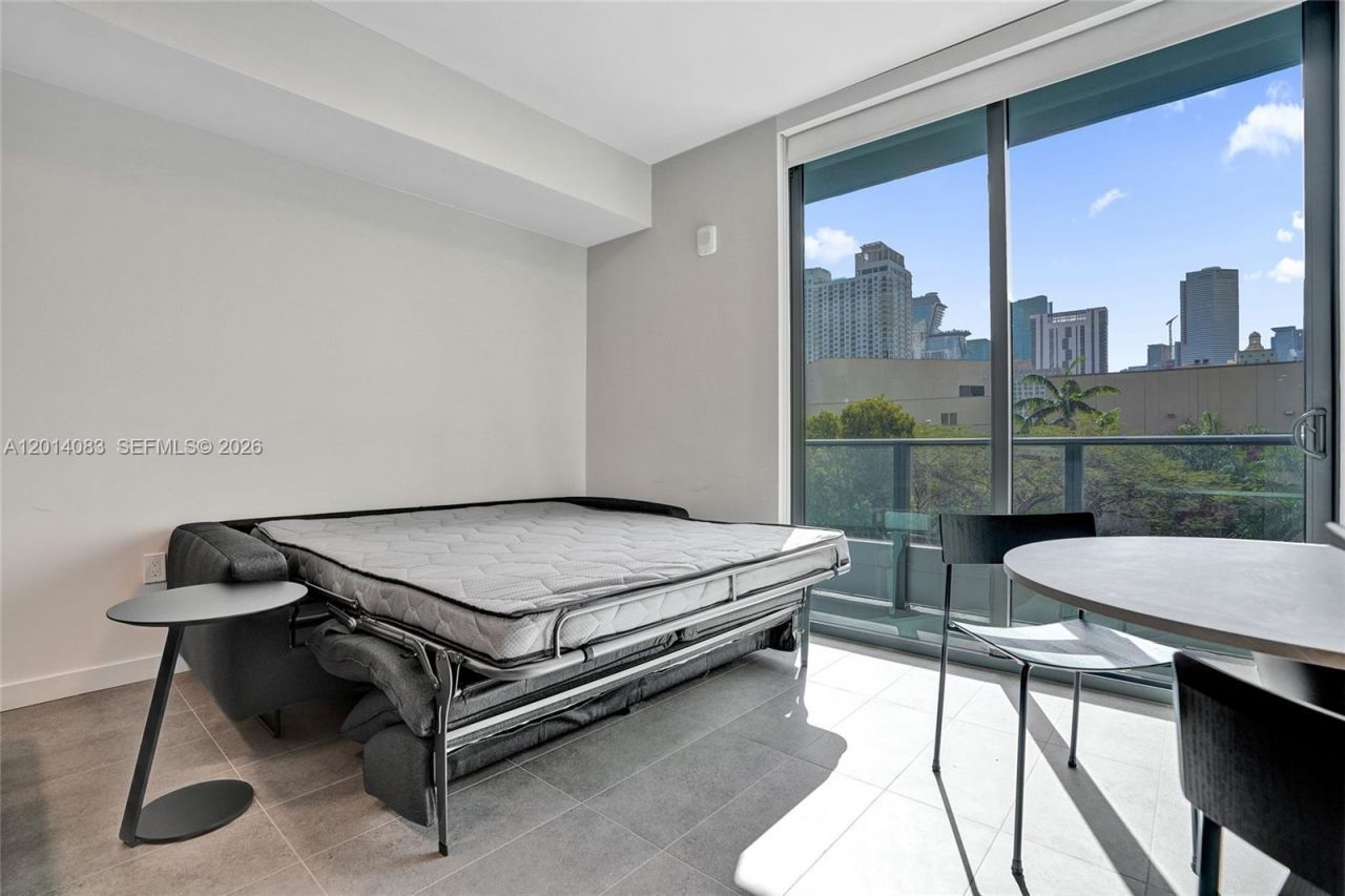 121 NE 5th Street, Unit 401B, Miami, FL 33132 Photo