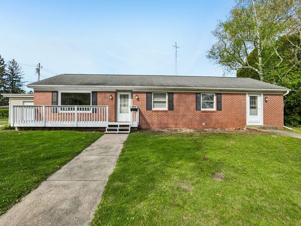 721 W Madison St, Lake Mills, WI 53551