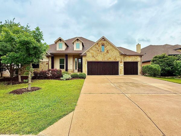 5512 Lipan Apache BND, Austin, TX 78738