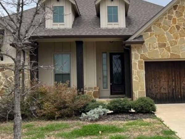 5512 Lipan Apache BND , Austin, TX 78738
