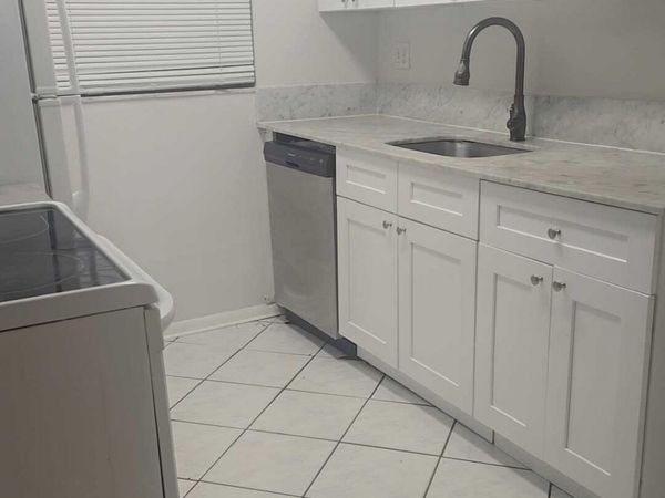 4111 Stirling Road, Unit 406, Dania Beach, FL 33314