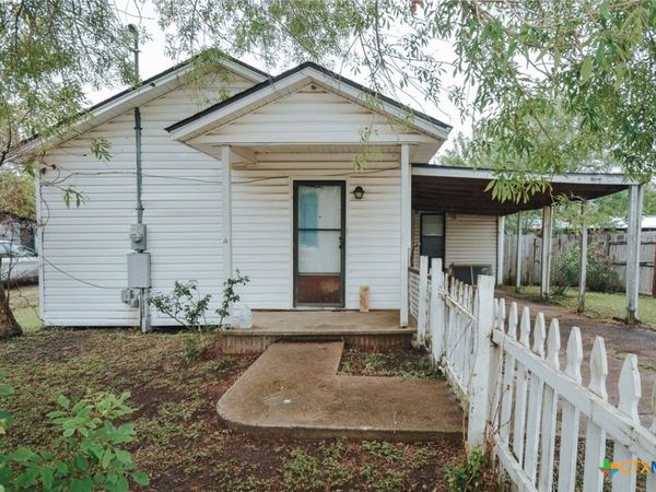 113 Barbara Street, Victoria, TX 77901