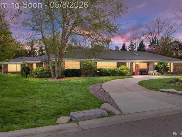 12959 Talbot Lane, Huntington Woods, MI 48070