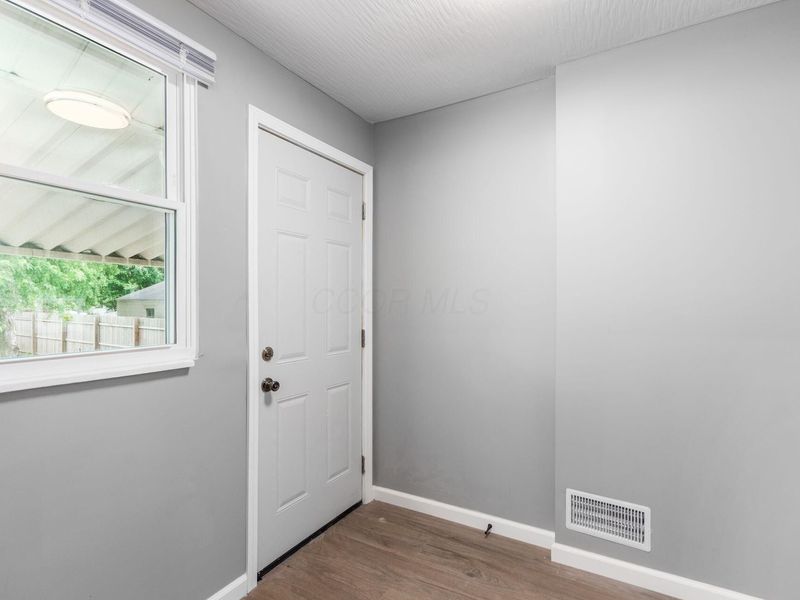 564 S Wayne Avenue , Columbus, OH 43204 Photo 18
