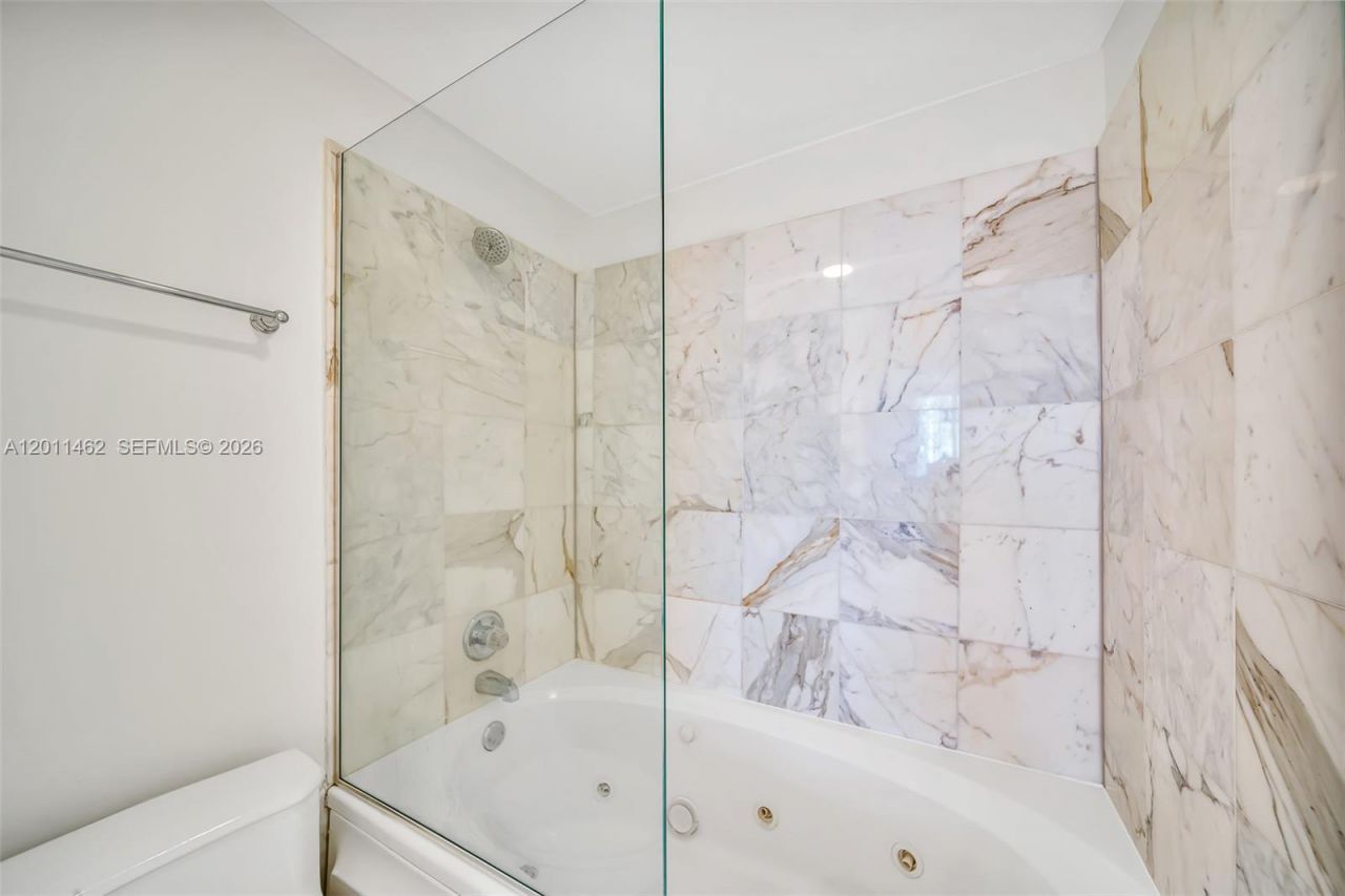 1 Century Ln, Unit 603, Miami Beach, FL 33139 Photo