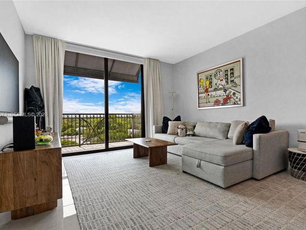 301 Altara Ave , Unit 823, Coral Gables, FL 33146