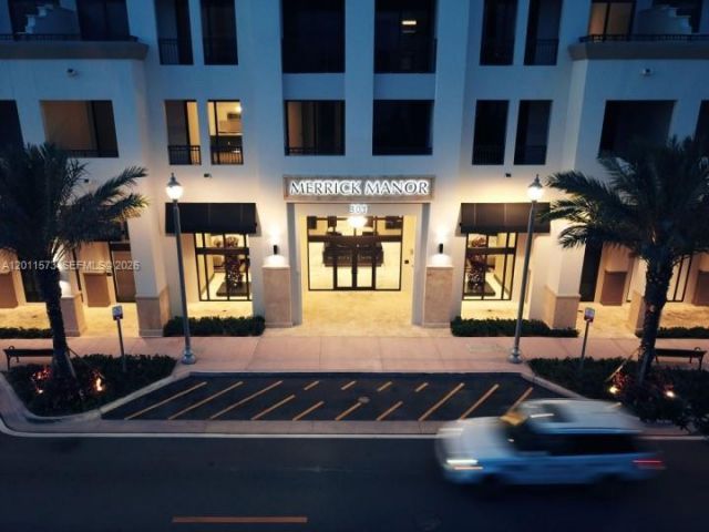 301 Altara Ave, Unit 823, Coral Gables, FL 33146 Photo