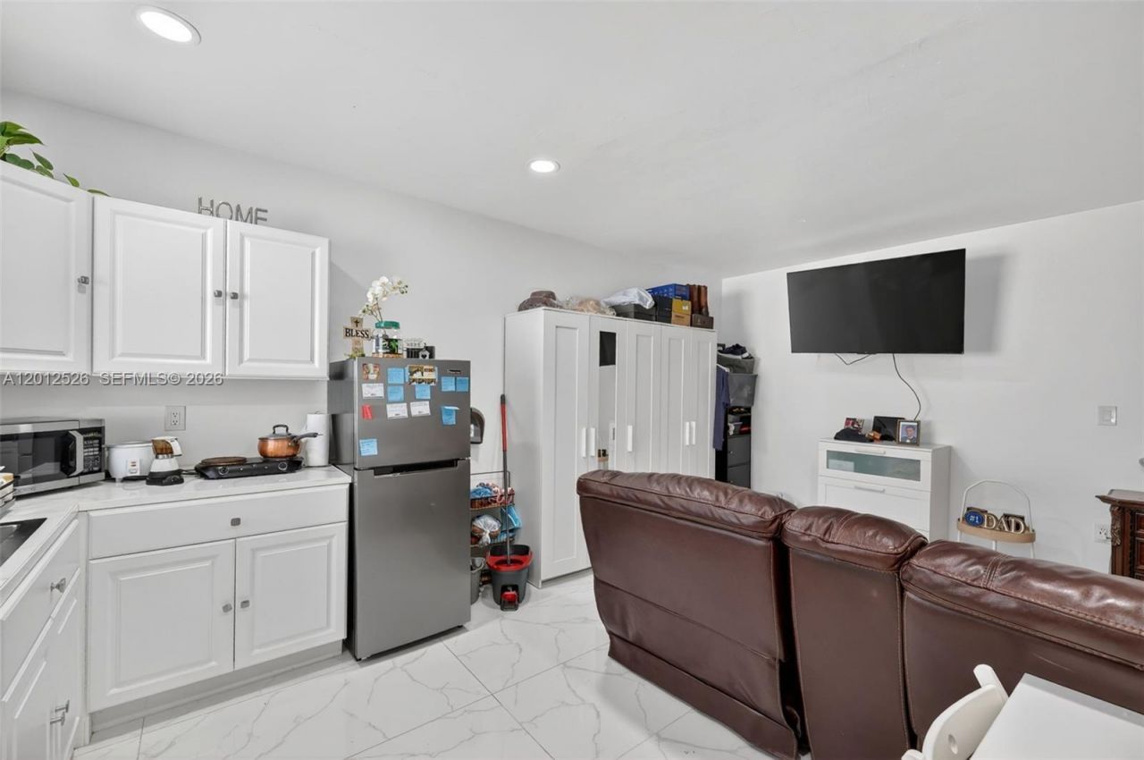 14234 SW 75th Ter, Miami, FL 33183 Photo
