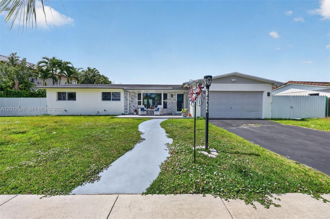 14234 SW 75th Ter, Miami, FL 33183 Photo