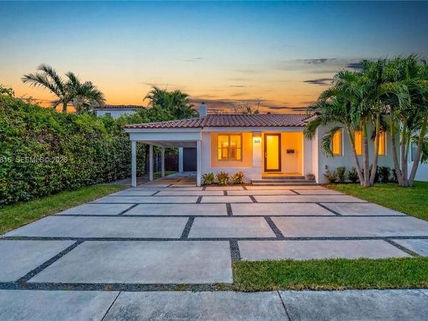 365 SW 31st Rd , Miami, FL 33129