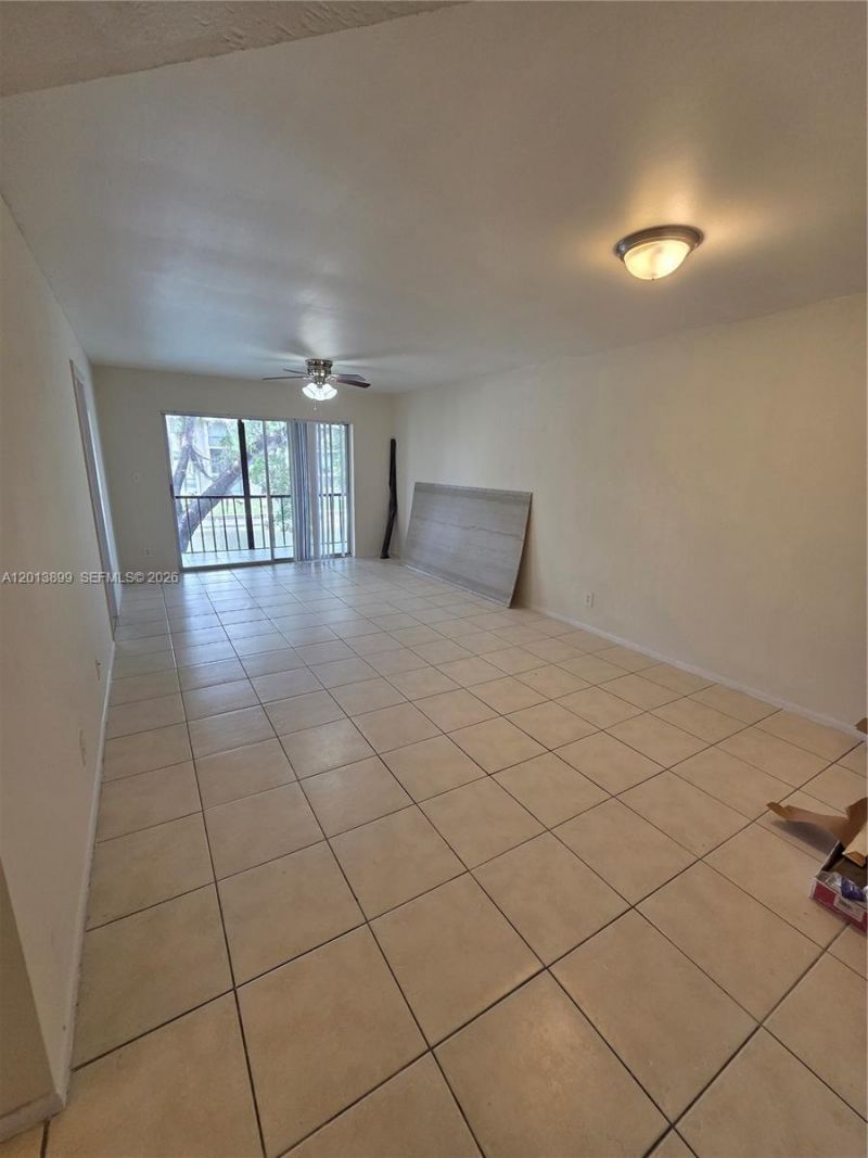 8051 S Colony Cir S, Unit 205, Tamarac, FL 33321 Photo
