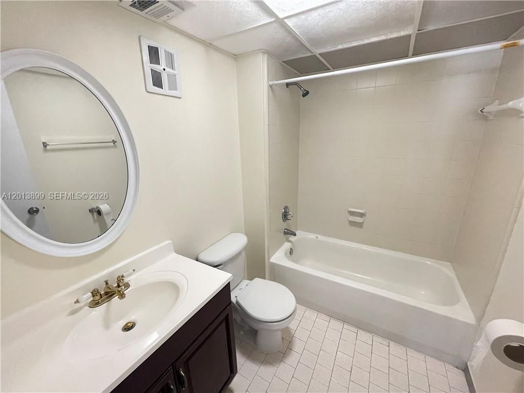 8051 S Colony Cir S, Unit 205, Tamarac, FL 33321 Photo