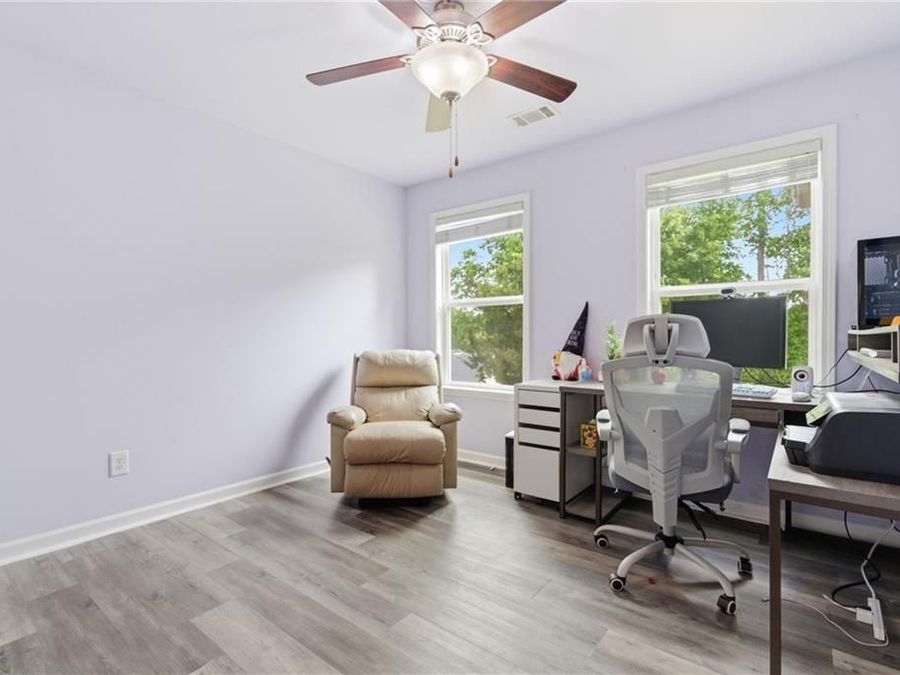 Property Image 32