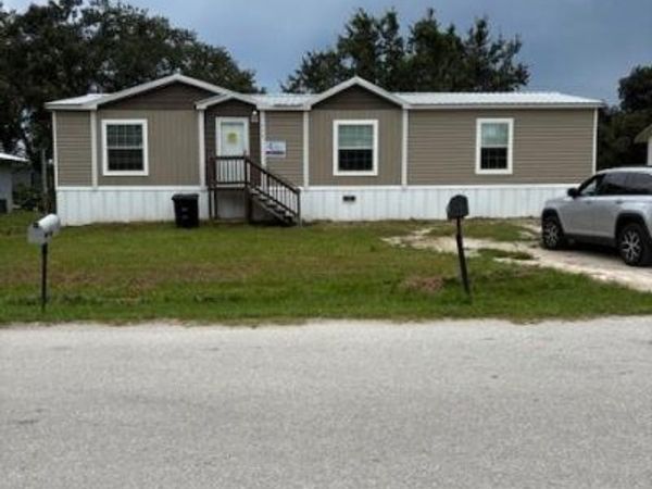 409 Oakmont Avenue, Moore Haven, FL 33471