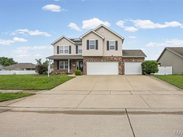 4817 Karen Lane , Granite City, IL 62040