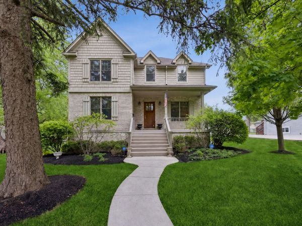 28 S Grant Street , Westmont, IL 60559