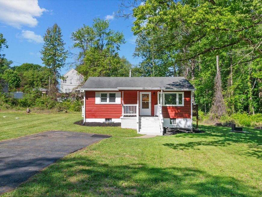 5526 Glen Avenue , Lanham, MD 20706 Main Photo