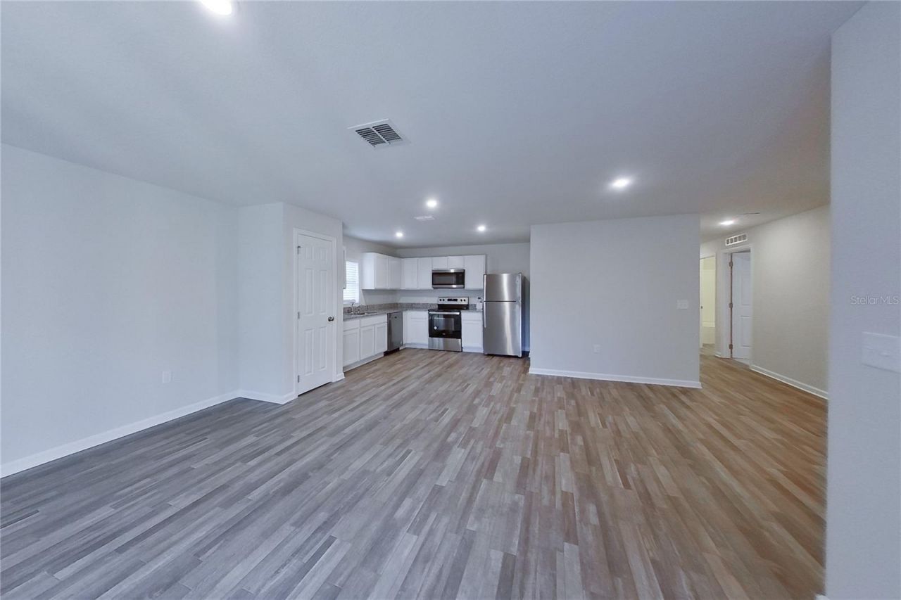 1729 Nebraska Loop, Sumterville, FL 33585 Photo