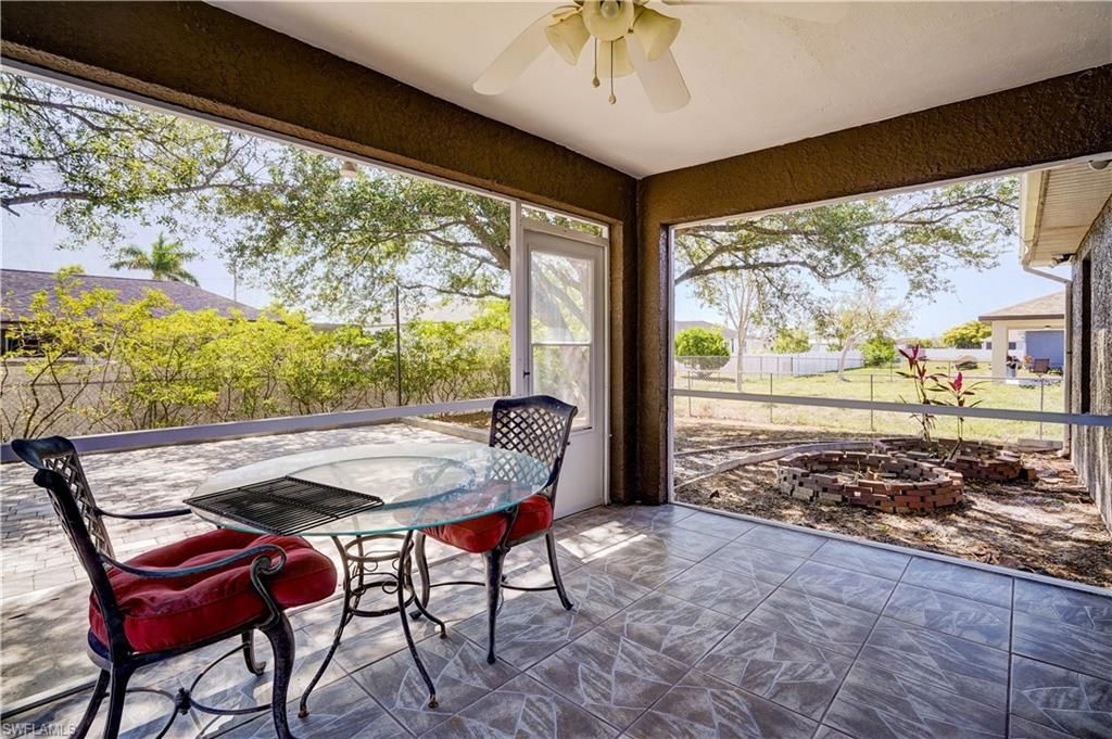 1427 NE Juanita Pl, Cape Coral, FL 33909 Photo