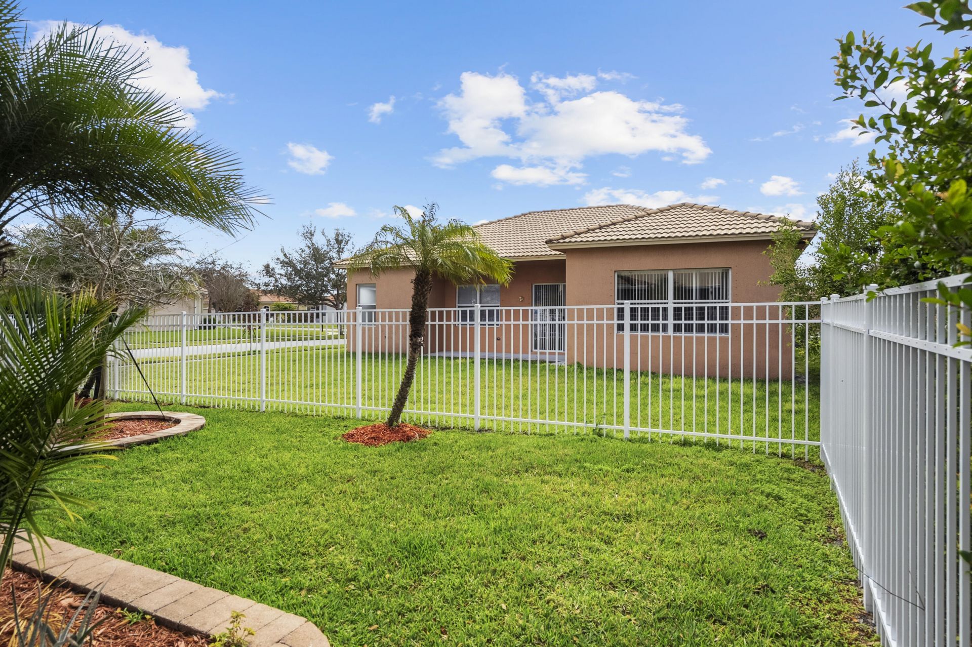 6201 Spring Lake Terrace, Fort Pierce, FL 34951 Photo