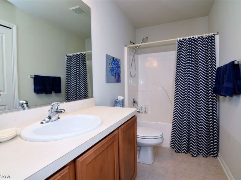 362 E Legend Court, Unit B, Highland Heights, OH 44143 Photo 25