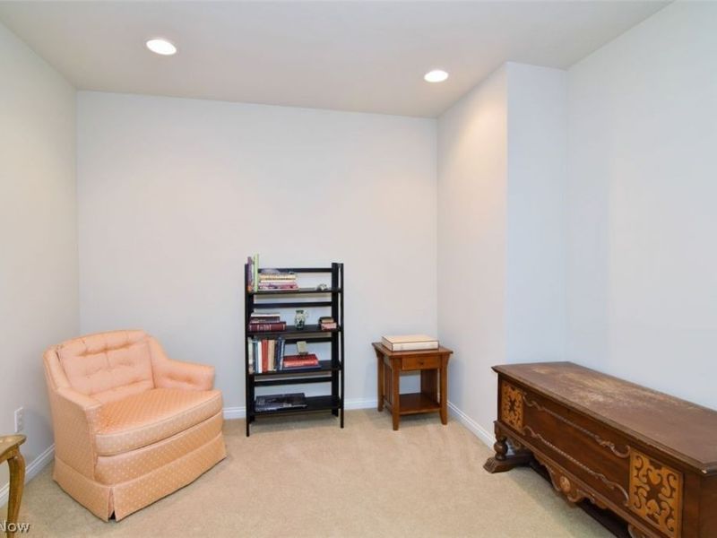 362 E Legend Court, Unit B, Highland Heights, OH 44143 Photo 30