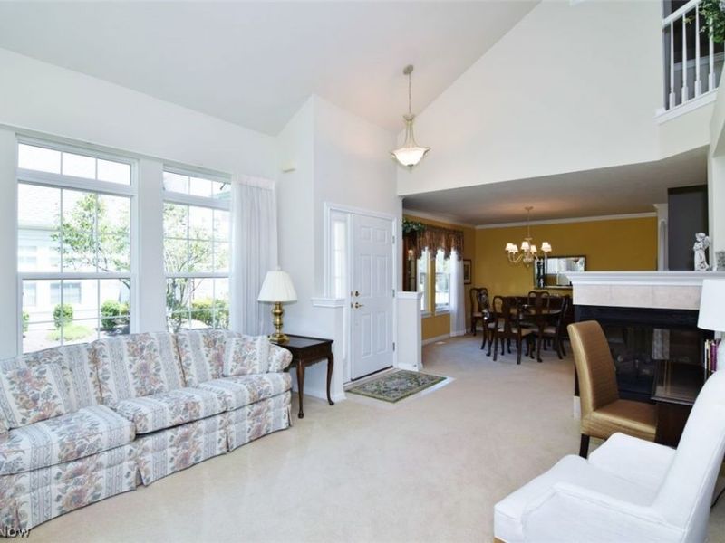 362 E Legend Court, Unit B, Highland Heights, OH 44143 Photo 6