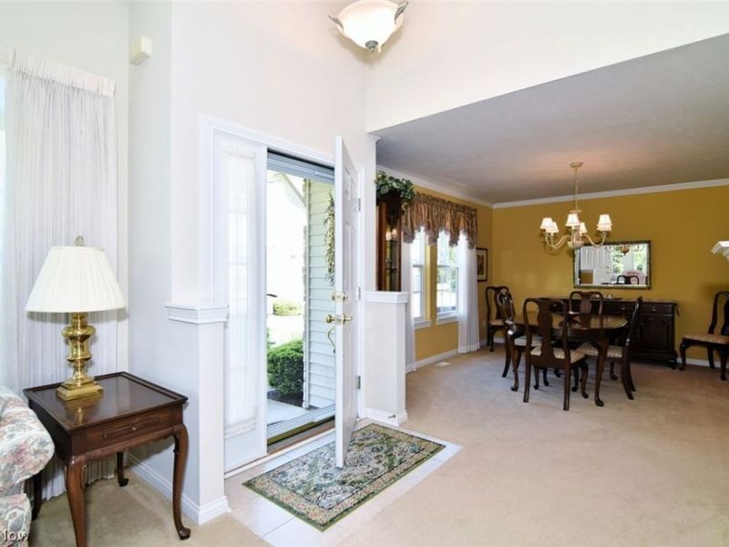 362 E Legend Court, Unit B, Highland Heights, OH 44143 Photo 7