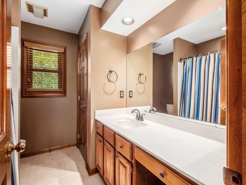 6855 Roundwood Court, Dublin, OH 43016 Photo 28