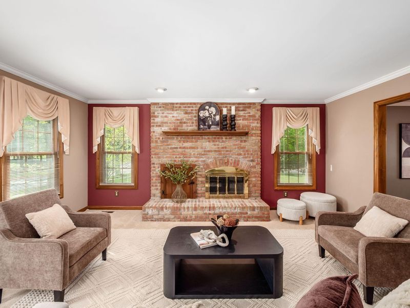 6855 Roundwood Court, Dublin, OH 43016 Photo 5
